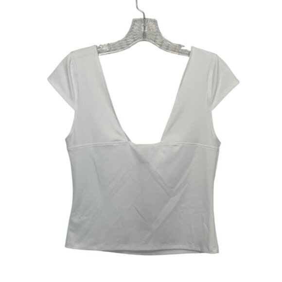Sincerely Jules Vneck Cropped Top Womens Medium/Large White New - Picture 2 of 8